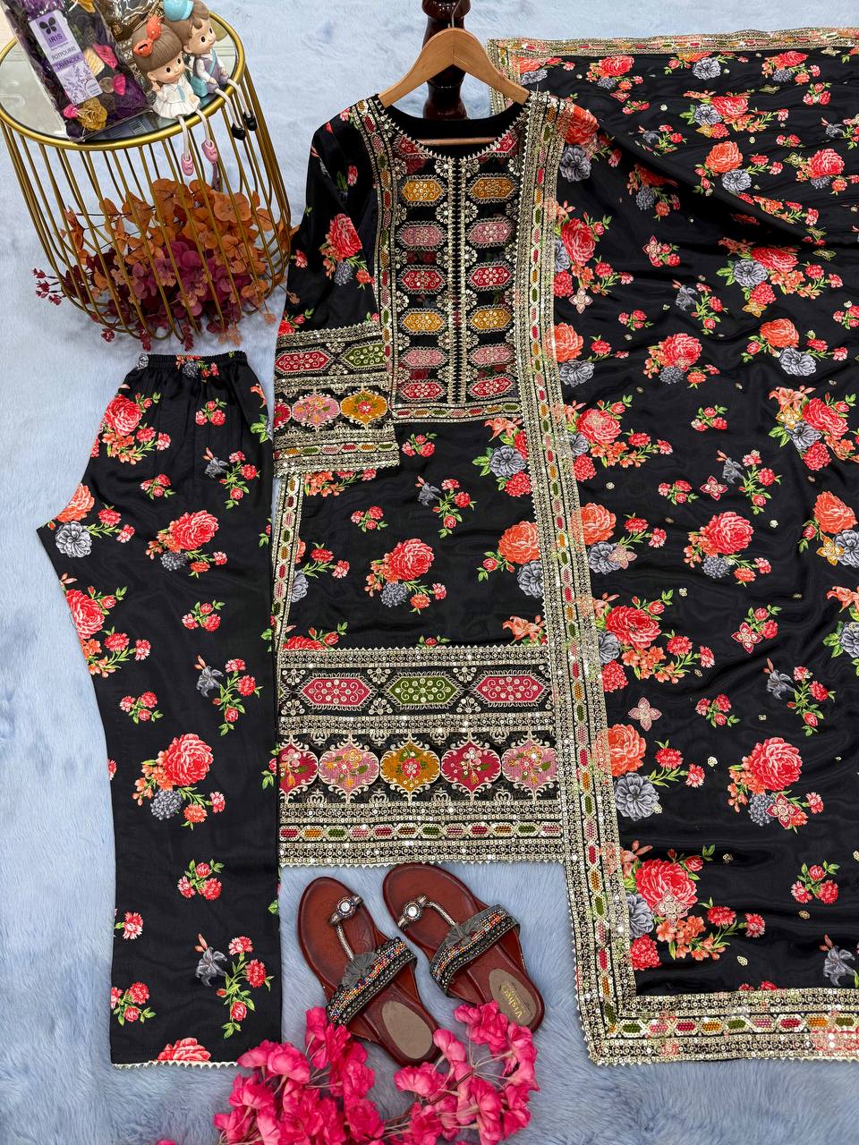 Black Elegant Heavy Chinon Silk Digital Print Suit Set ClothsVilla
