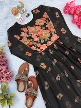 Load image into Gallery viewer, Black Elegant Heavy Faux Georgette Nyra Style Printed Kurta Clothsvilla