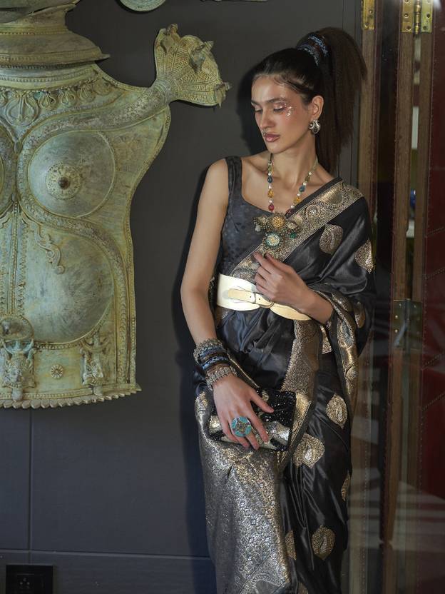 Black Elegant Kanjivaram Silk Blend Saree with Unstitched Blouse Piece ClothsVilla