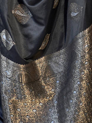 Black Elegant Kanjivaram Silk Blend Saree with Unstitched Blouse Piece ClothsVilla