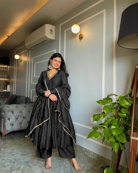 Black Elegant Party Wear Alia Cut Anarkali Gown Set with Dupatta & Bottom Clothsvilla Main image