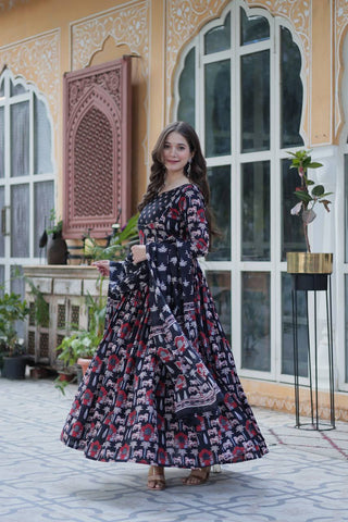 Black Elegant Pure Cotton Ethnic Suit Set – Comfort & Style Combined ClothsVilla