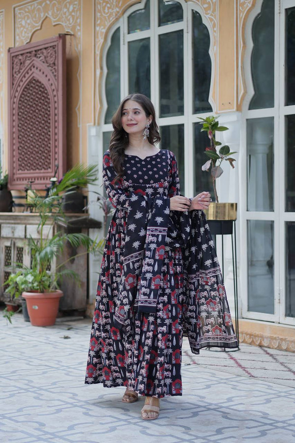 Black Elegant Pure Cotton Ethnic Suit Set – Comfort & Style Combined ClothsVilla
