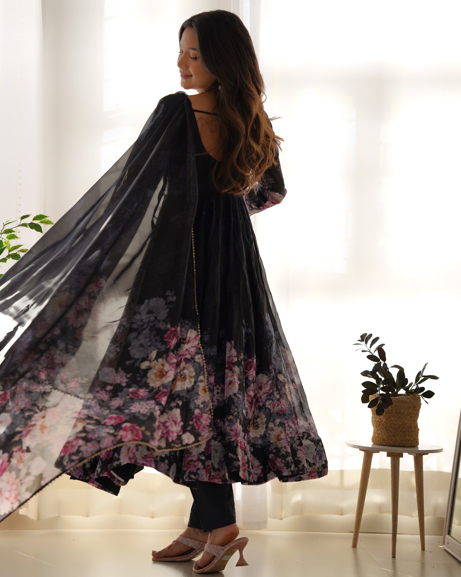 Black Elegant Pure Organza Silk Anarkali Set with Dupatta – Festive & Wedding Wear
