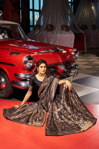 Black Elegant Silk Patola Printed Saree with Unstitched Blouse Piece ClothsVilla