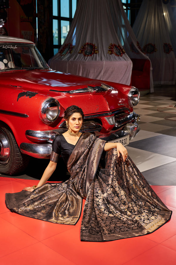 Black Elegant Silk Patola Printed Saree with Unstitched Blouse Piece ClothsVilla