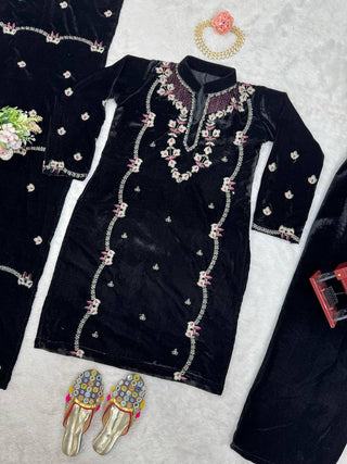 Black Elegant Velvet Ensemble – Luxe Thread & Sequin Work ClothsVilla