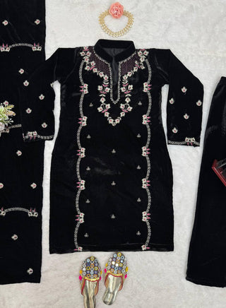Black Elegant Velvet Ensemble – Luxe Thread & Sequin Work ClothsVilla