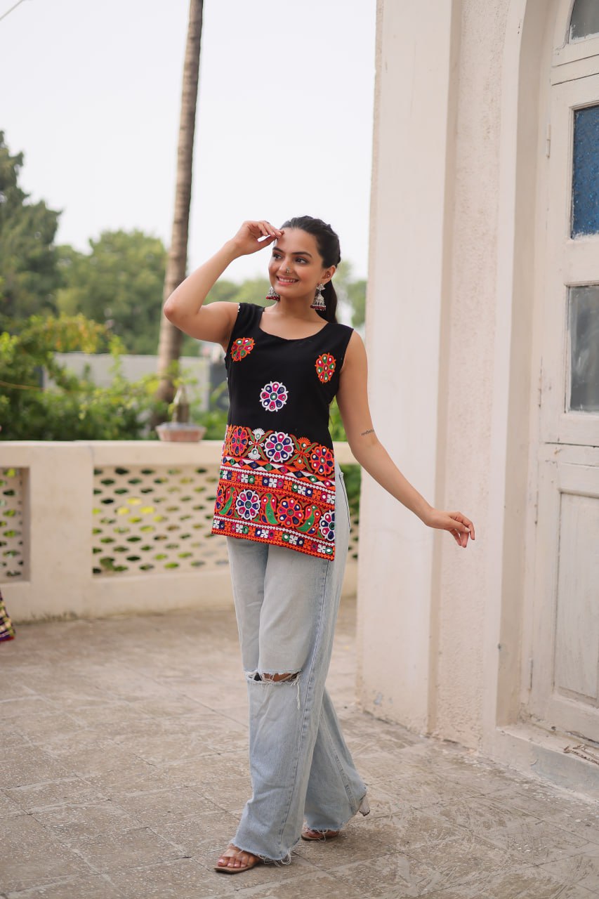 Black Georgette Kutchi Gamthi Embroidered Sleeveless Top ClothsVilla