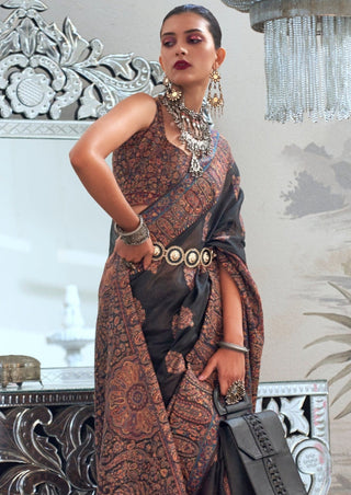 Black Graceful Silk Saree with Unstitched Blouse Piece Elegant Ethnic Wear ClothsVilla