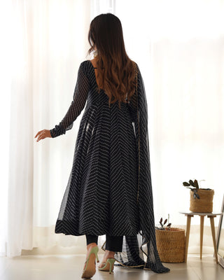 Black High-End Pure Fox Georgette Laheriya Print Anarkali Set with Dupatta – Perfect for Summer Weddings