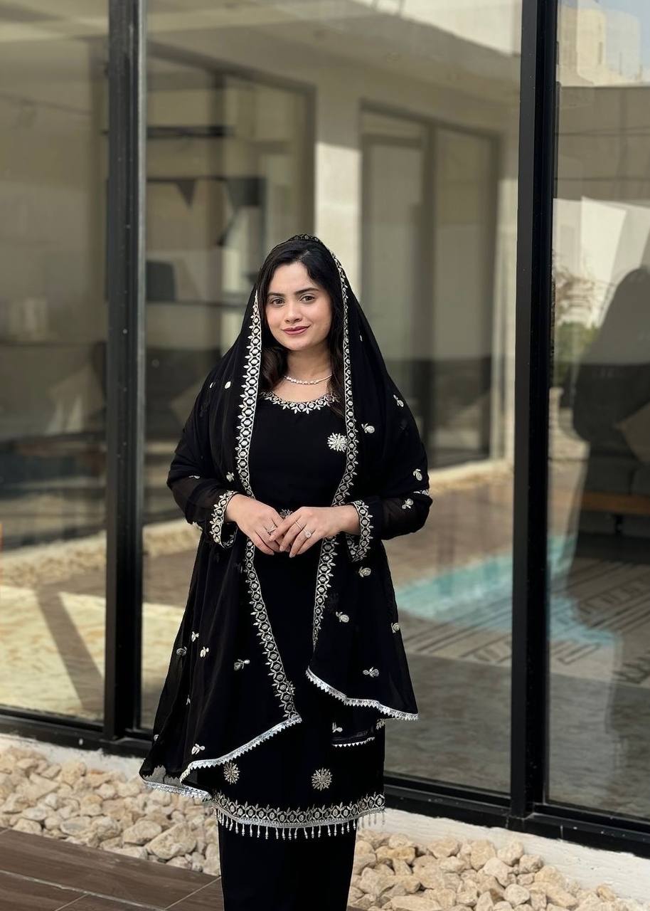 Black Premium Designer Readymade Faux Georgette Top, Plazzo & Dupatta Set – Party Wear Elegance ClothsVilla