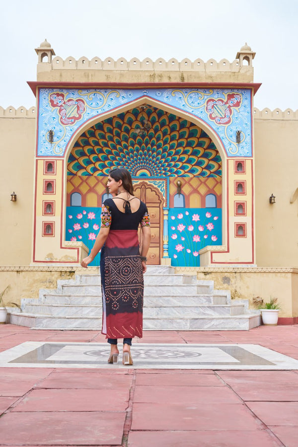 Black & Red Printed Rayon Kurti with Kutchi Gamthi Work – Round Neck, Half Sleeves, Cotton Lined ClothsVilla