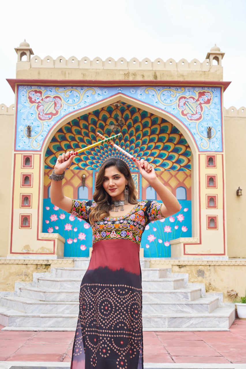 Black & Red Printed Rayon Kurti with Kutchi Gamthi Work – Round Neck, Half Sleeves, Cotton Lined ClothsVilla
