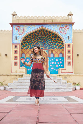Black & Red Printed Rayon Kurti with Kutchi Gamthi Work – Round Neck, Half Sleeves, Cotton Lined ClothsVilla