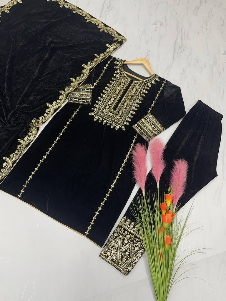 Black Stunning Look Collection - Elegant Velvet Ensemble Clothsvilla