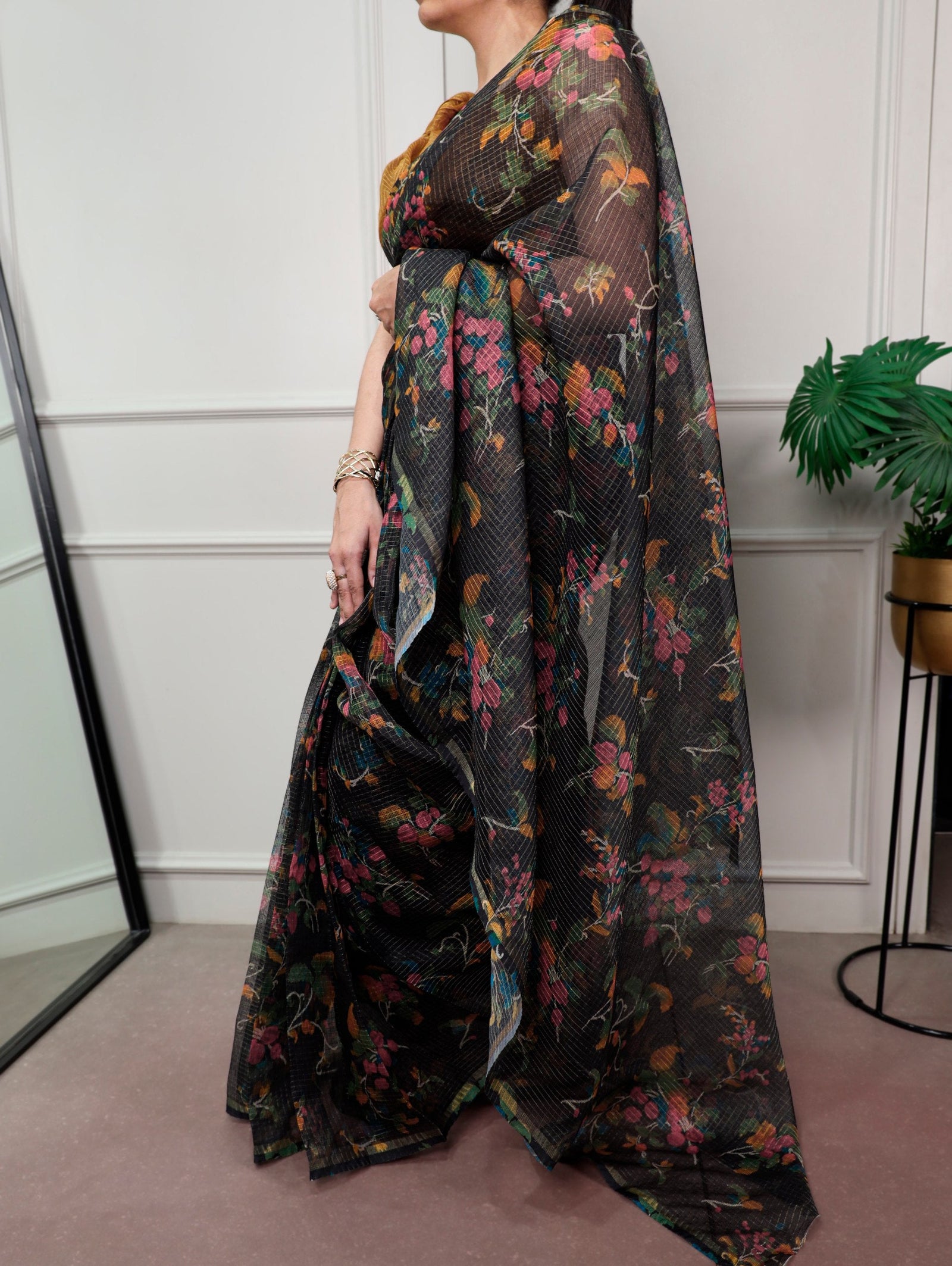 Black Trendy Floral Ethnic Saree ClothsVilla
