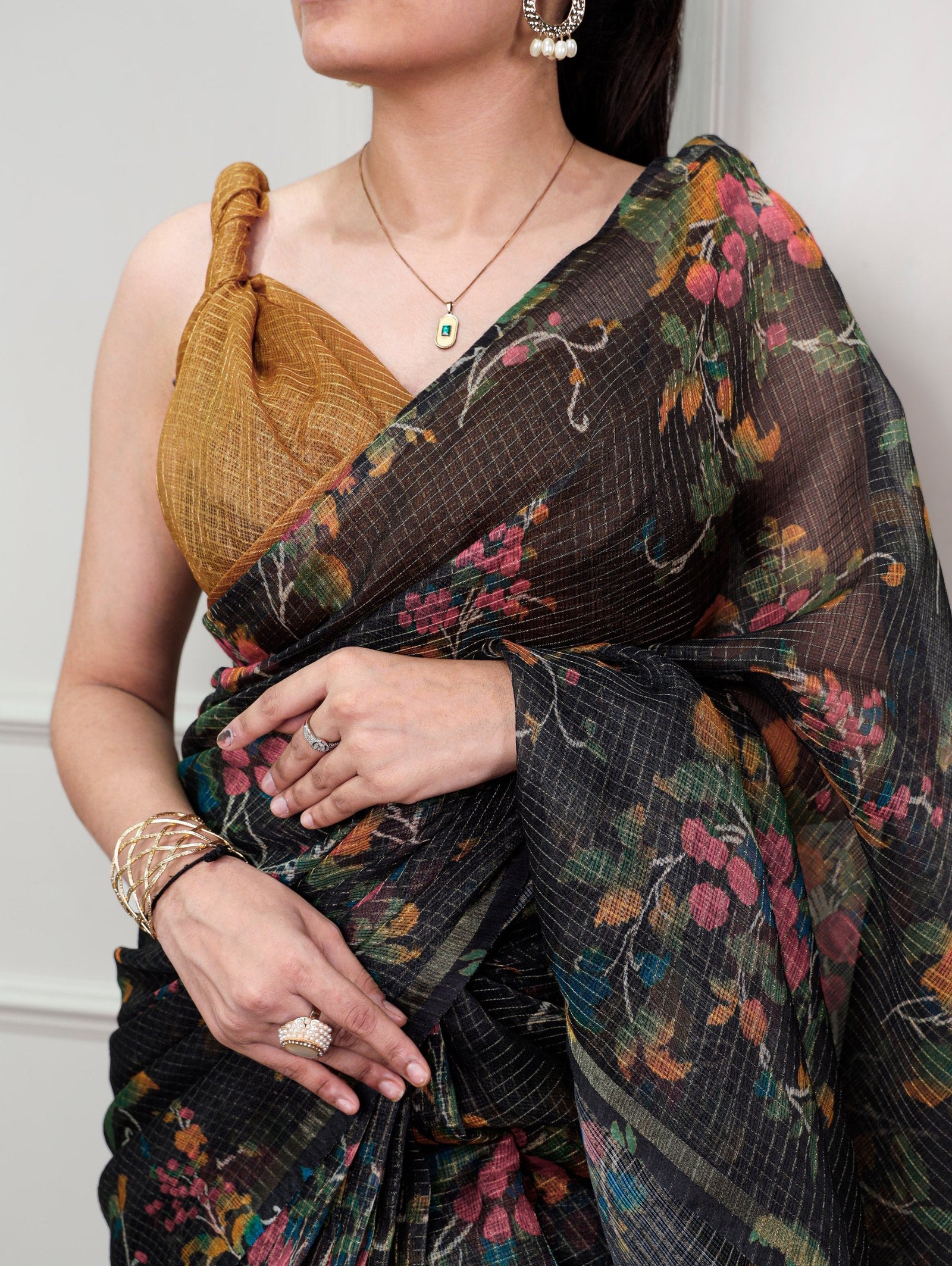 Black Trendy Floral Ethnic Saree ClothsVilla