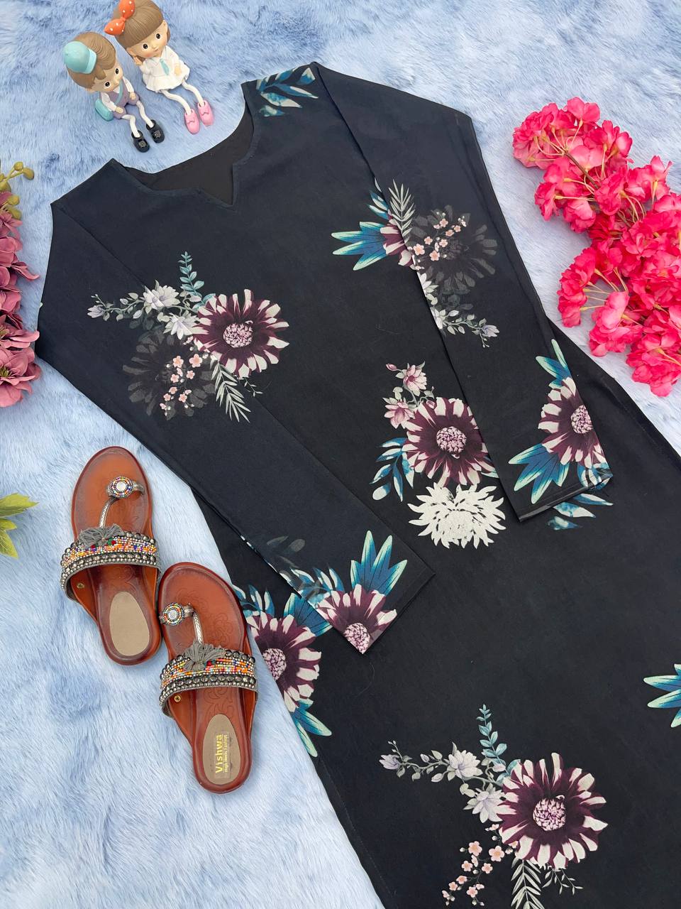 Black Trendy Printed Straight Kurti - Heavy Soft Faux Georgette Clothsvilla