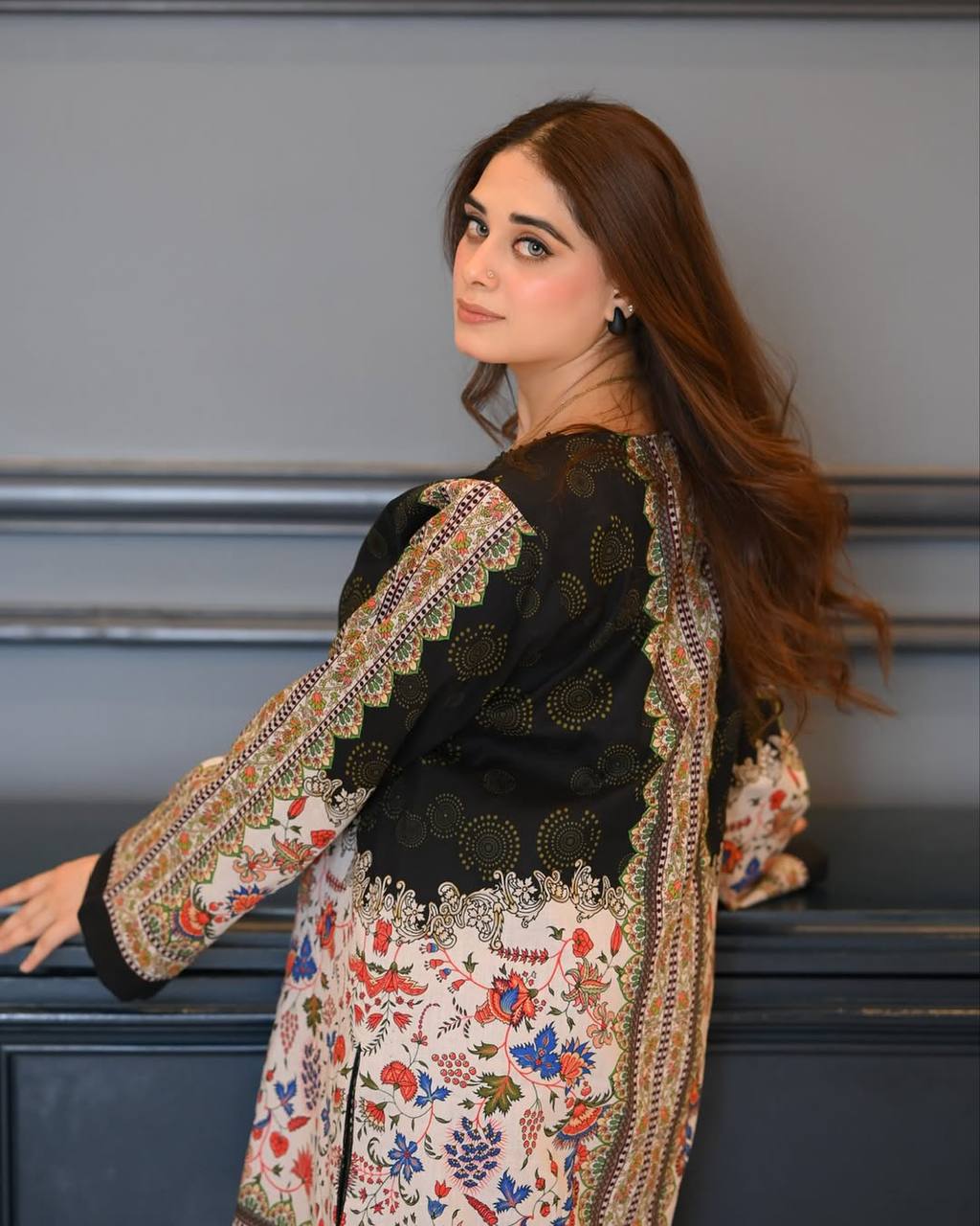 Black & White Digital Printed Pure Natural Crepe Kurti with Palazzo Set – Fully Stitched ClothsVilla