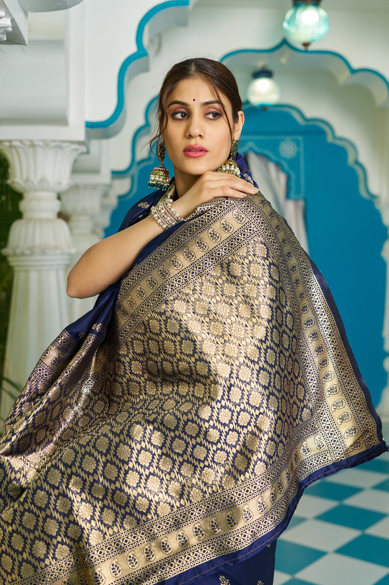 Smashing Green Soft Banarasi Silk Saree With Propinquity Blouse Piece main image 0