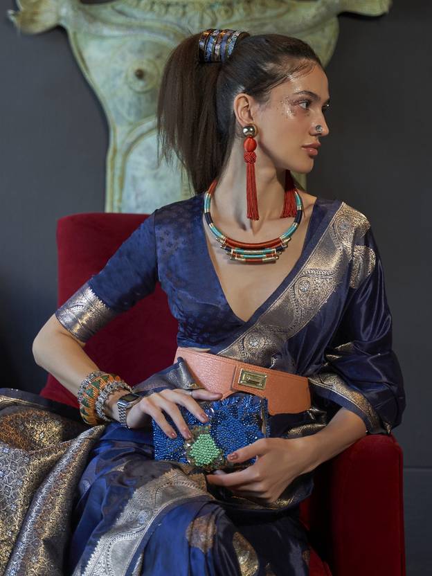 Blue Elegant Kanjivaram Silk Blend Saree with Unstitched Blouse Piece ClothsVilla