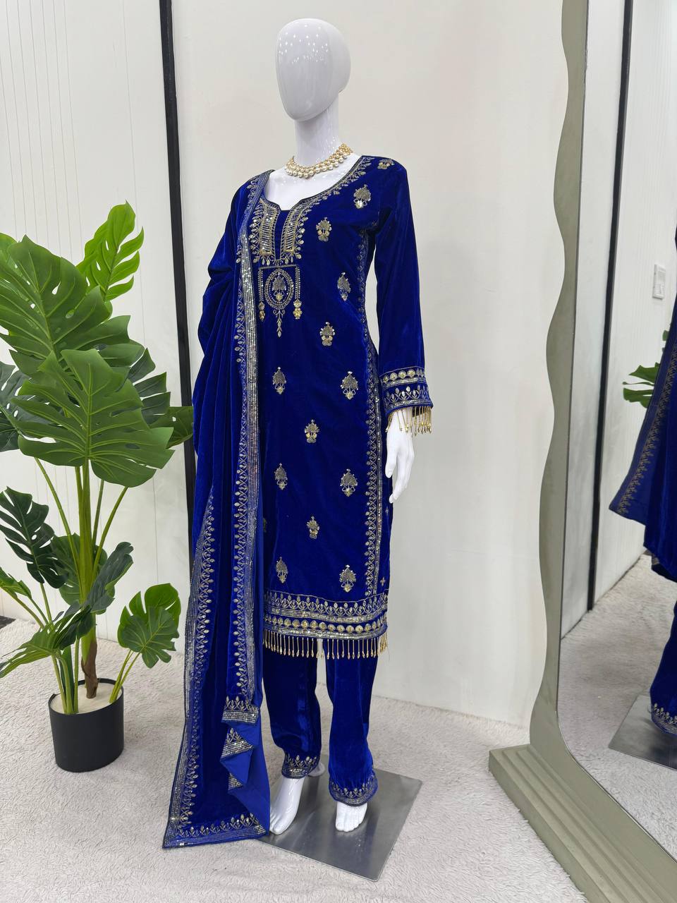 Blue Elegant Velvet Ensemble – Luxe Thread & Sequin Work ClothsVilla