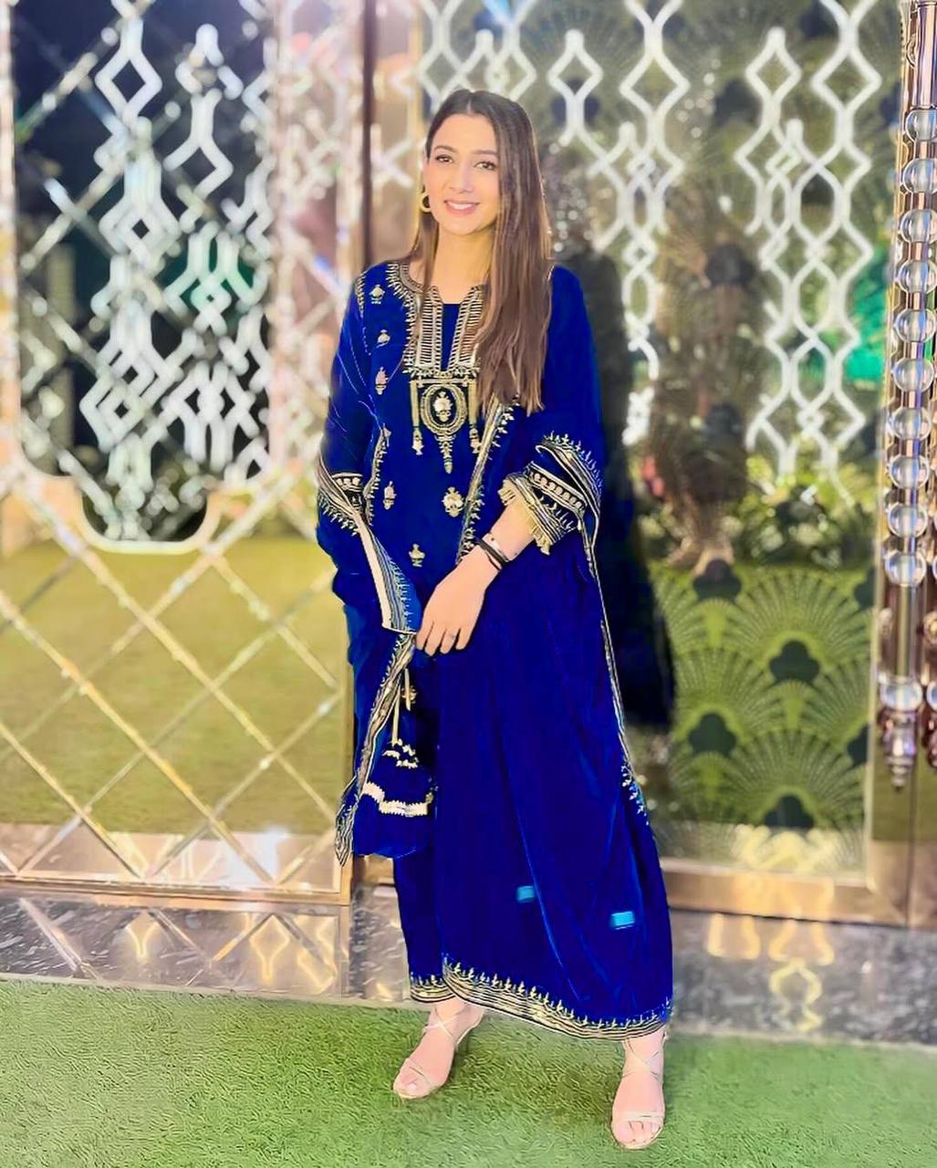 Blue Elegant Velvet Ensemble – Luxe Thread & Sequin Work ClothsVilla