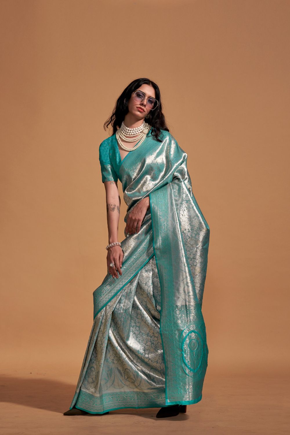 Blue Handwoven Kanjivaram Silk Saree with Blouse Piece Clothsvilla
