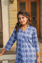 Load image into Gallery viewer, Blue Printed Rayon Kurti ClothsVilla