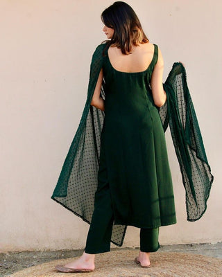 Bottle Green Elegant Soft Moss Scrape Kurta Suit Set with Chiffon Butty Dupatta