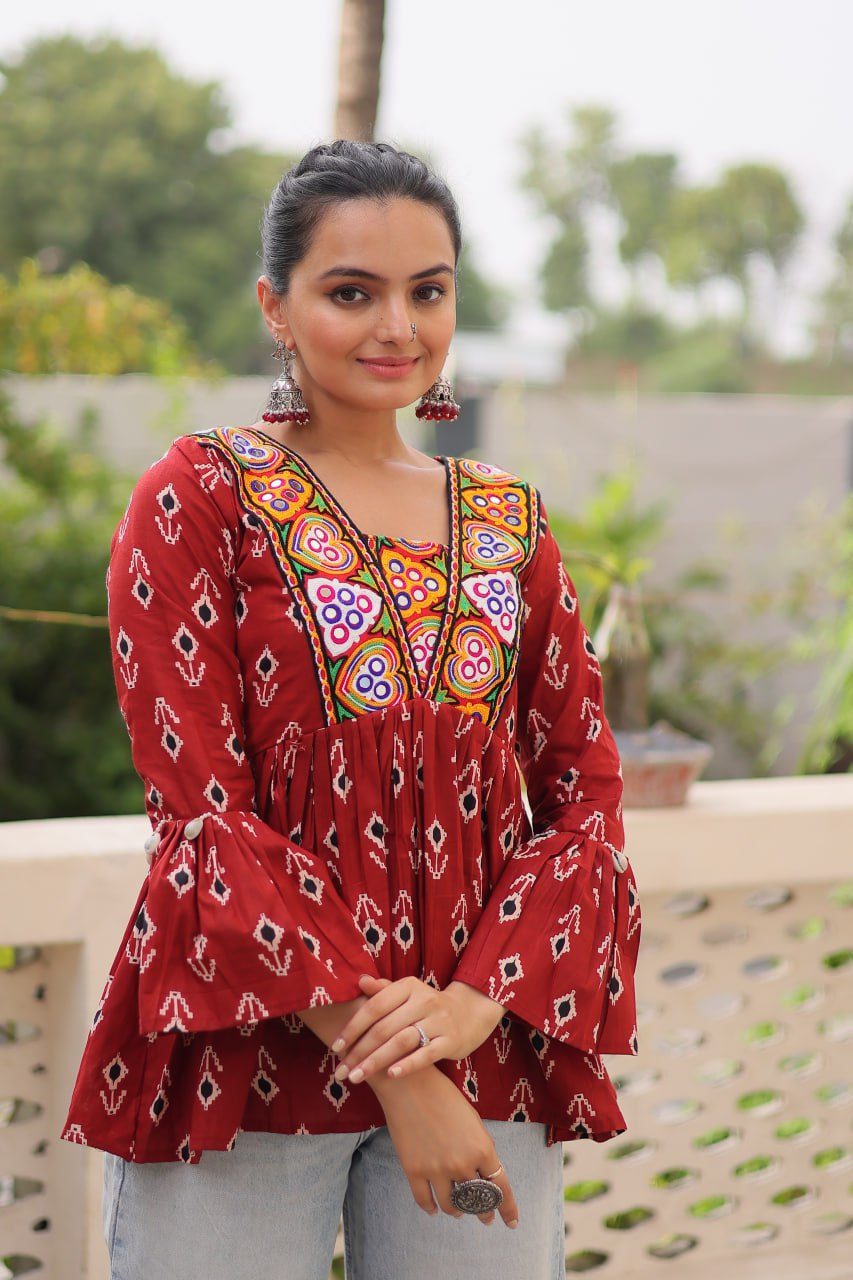 Brown Cotton Printed Top with Kutchi Patchwork & Dori Closure – Stitched ClothsVilla