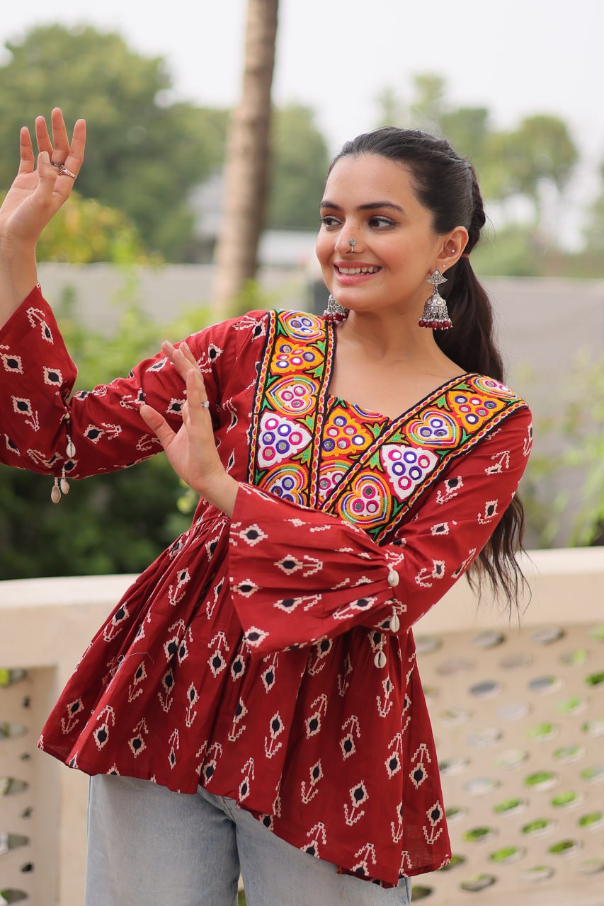 Brown Cotton Printed Top with Kutchi Patchwork & Dori Closure – Stitched ClothsVilla