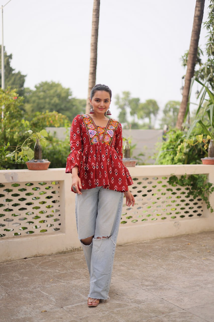 Brown Cotton Printed Top with Kutchi Patchwork & Dori Closure – Stitched ClothsVilla