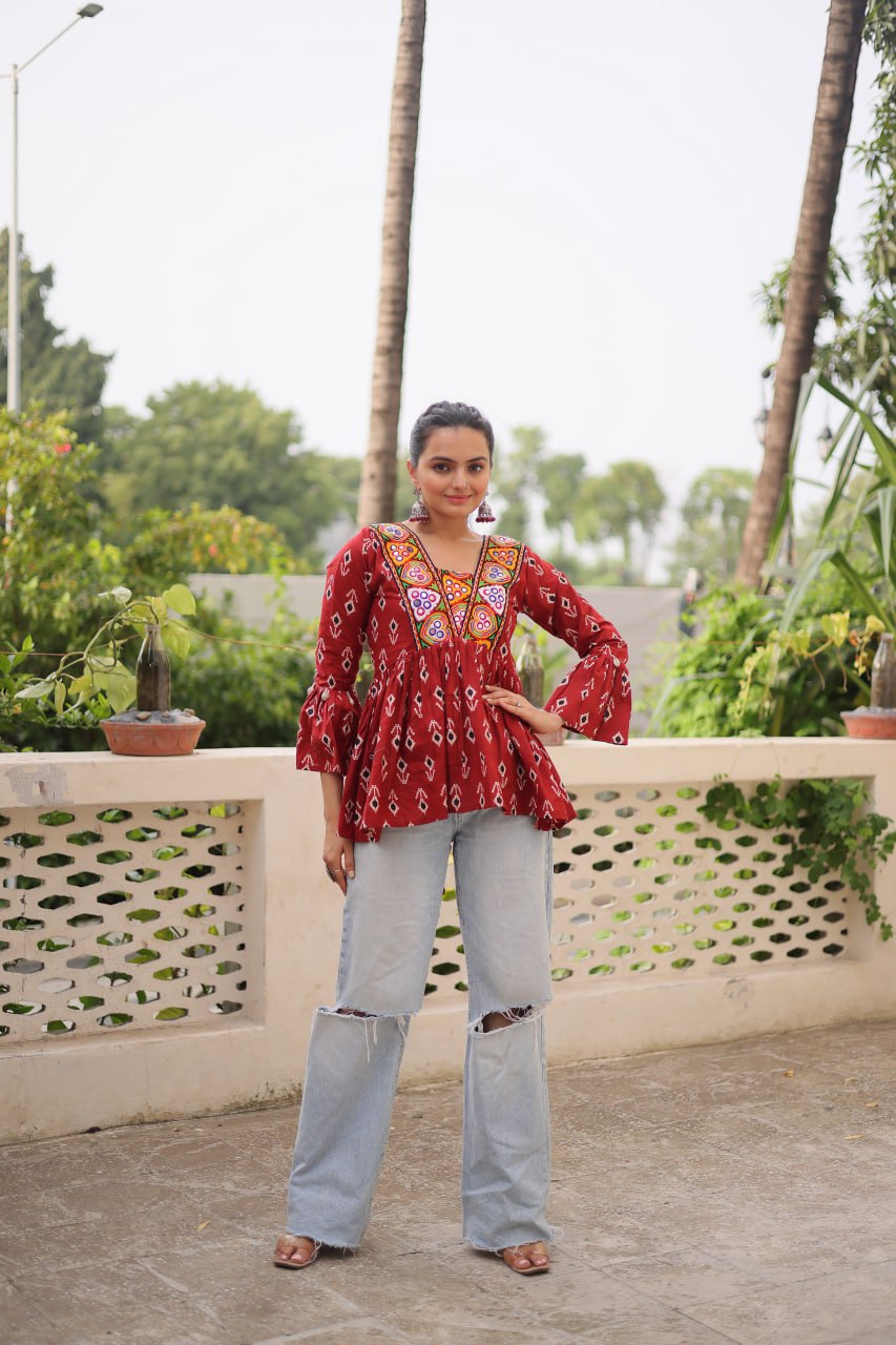 Brown Cotton Printed Top with Kutchi Patchwork & Dori Closure – Stitched ClothsVilla Main image