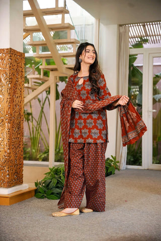 Cambric Cotton Digital Print Salwar Suit with Cotton Dupatta Clothsvilla