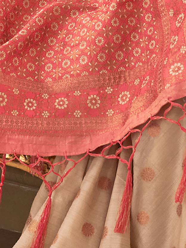 Cream Graceful Woven Banarasi Silk Blend Saree with Tassel Detailing ClothsVilla