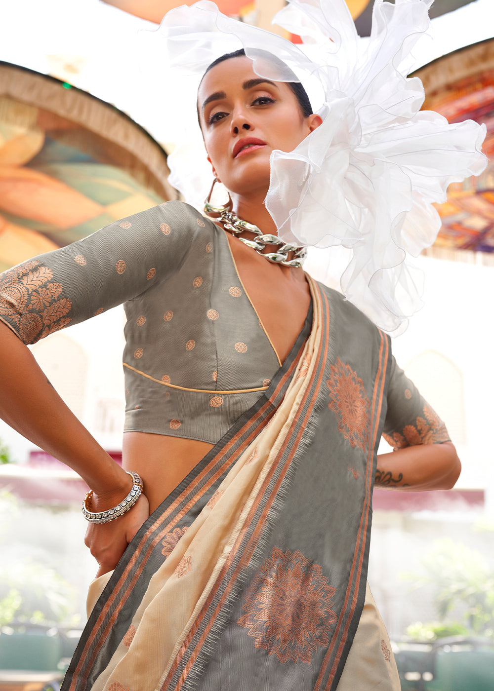 Cream Regal Banarasi Silk Saree – Vintage Elegance with Intricate Detailing ClothsVilla