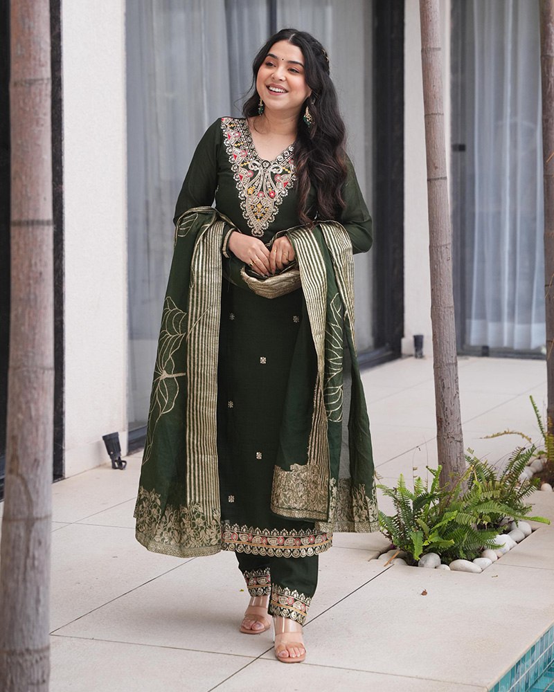 Dark Green Elegant Roman Silk Embroidered Suit Set with Jacquard Dupatta – Zari, Sequence & Coding Work ClothsVilla