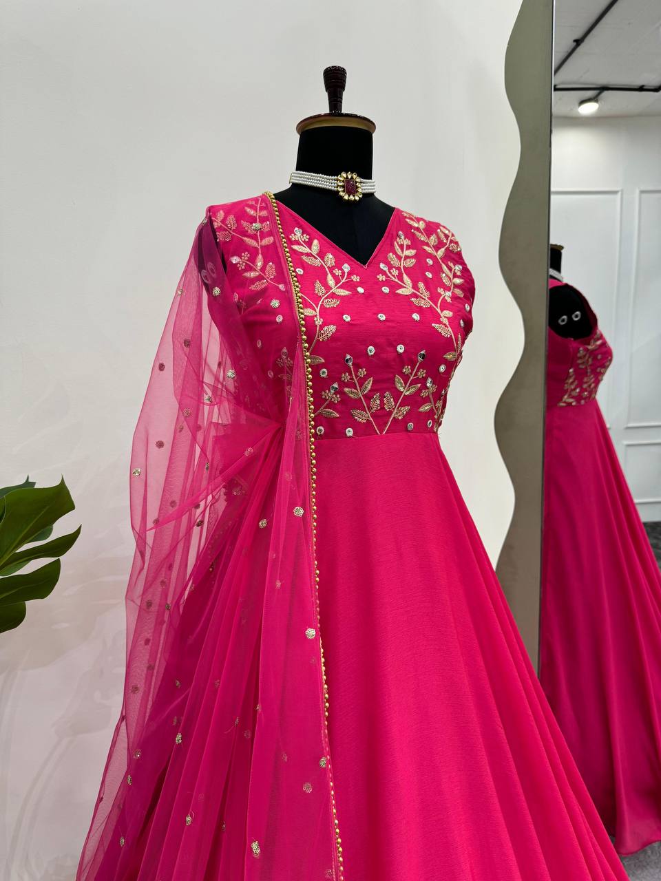 Dark Pink Elegant Chinon Silk Ensemble – Luxe Thread & Sequin Work ClothsVilla