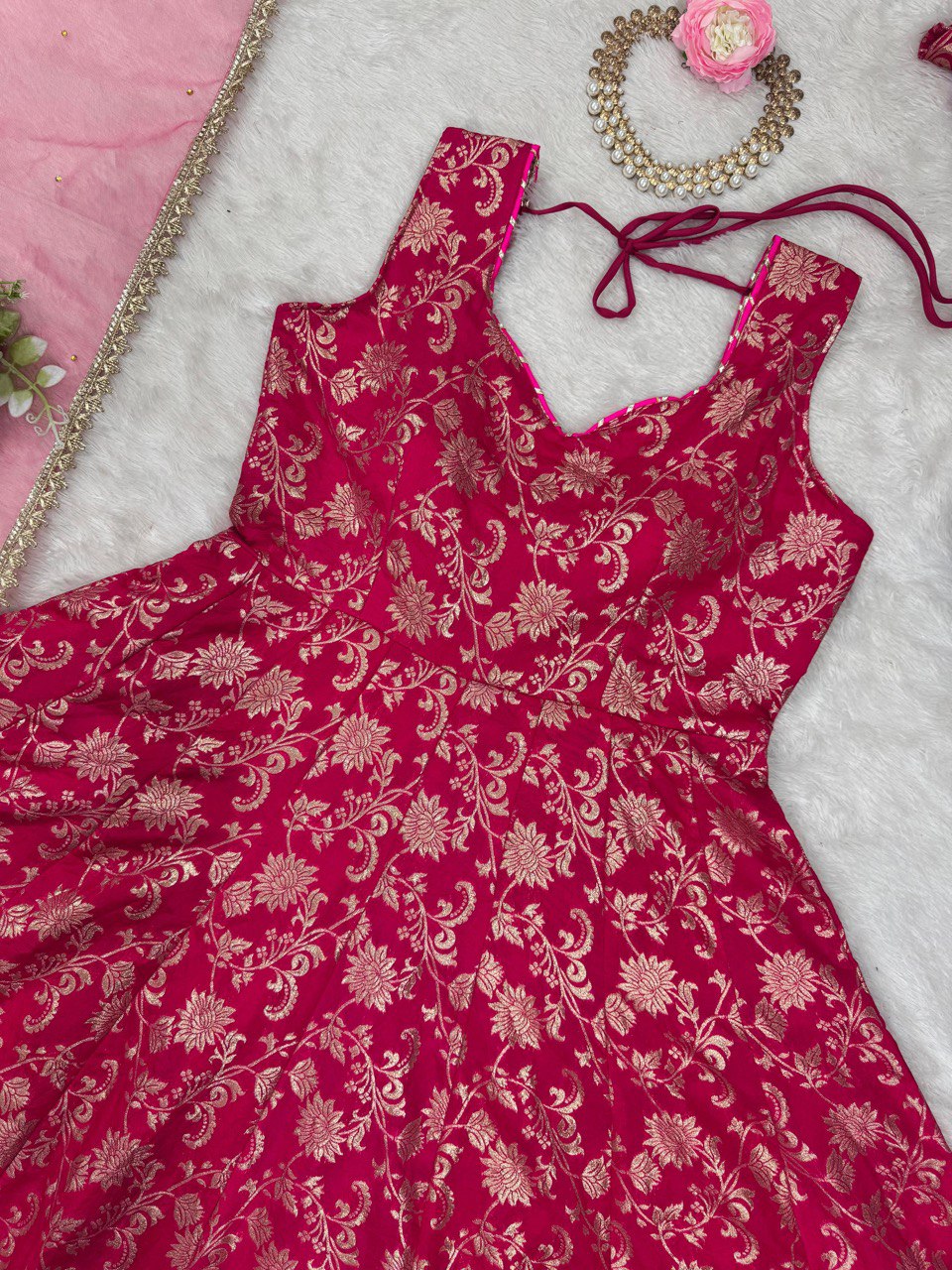 Dark Pink Elegant Jacquard Silk Weaving Suit Set with Dupatta
