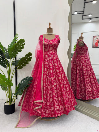 Dark Pink Elegant Jacquard Silk Weaving Suit Set with Dupatta