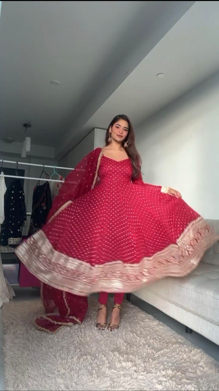 Dark Pink Elegant Thread & Sequin Work Georgette Suit Set