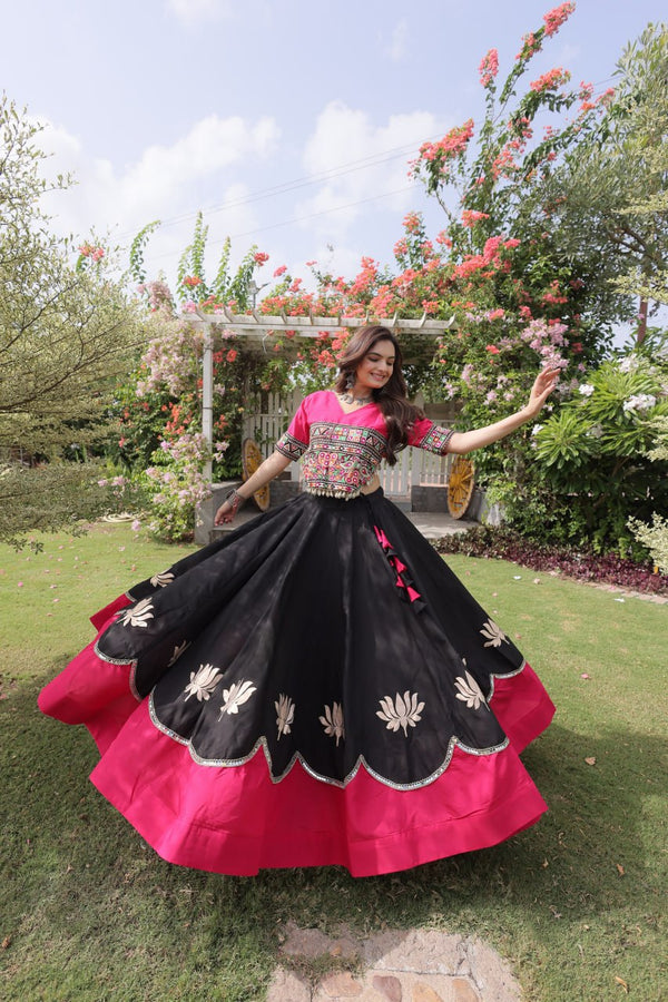 Designer Kutchi Gamthi Lehenga Choli ClothsVilla