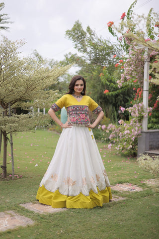 Designer Kutchi Gamthi Lehenga Choli ClothsVilla