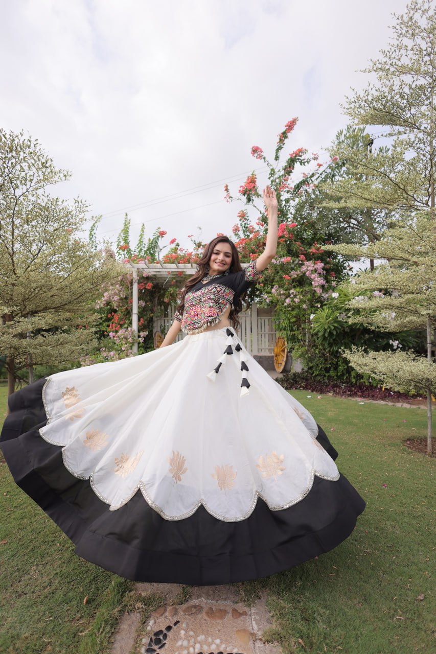 Designer Kutchi Gamthi Lehenga Choli ClothsVilla