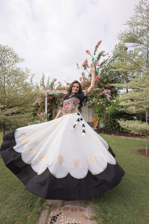 Designer Kutchi Gamthi Lehenga Choli ClothsVilla