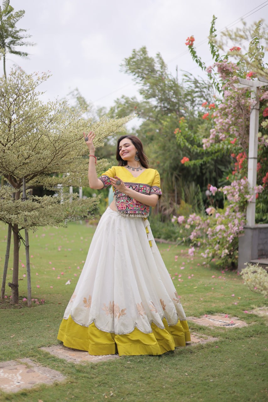 Designer Kutchi Gamthi Lehenga Choli ClothsVilla