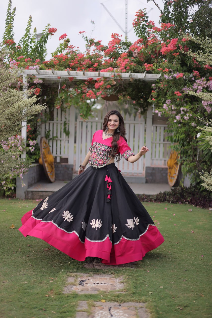 Designer Kutchi Gamthi Lehenga Choli ClothsVilla