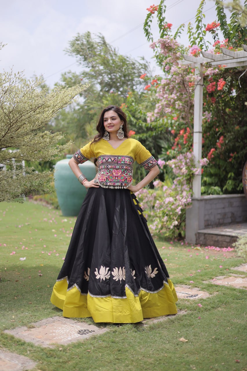 Designer Kutchi Gamthi Lehenga Choli ClothsVilla